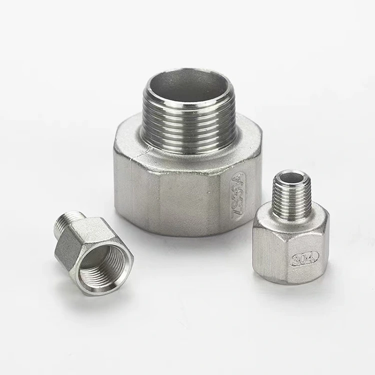 កាត់បន្ថយ Hexagonal Male x Female Threaded Connector