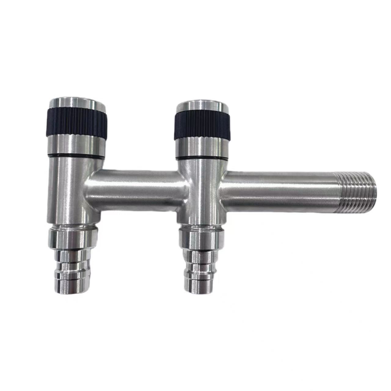 faucet ម៉ាស៊ីនបោកគក់ប្រើពីរដែកអ៊ីណុកដែលមានច្រកចូលមួយ និងរន្ធពីរ